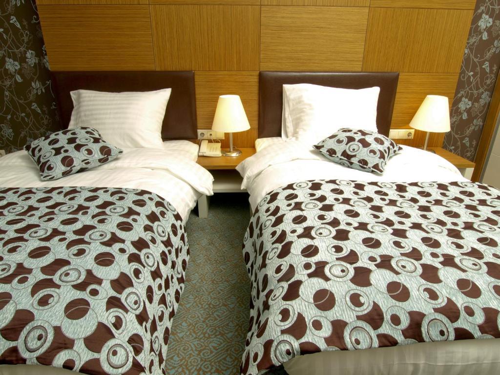 Grand Nur Plaza Hotel Aktau  Pokoj fotografie