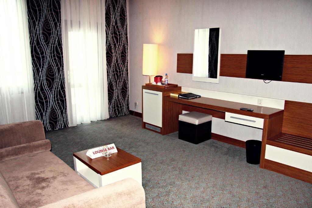 Grand Nur Plaza Hotel Aktau  Pokoj fotografie