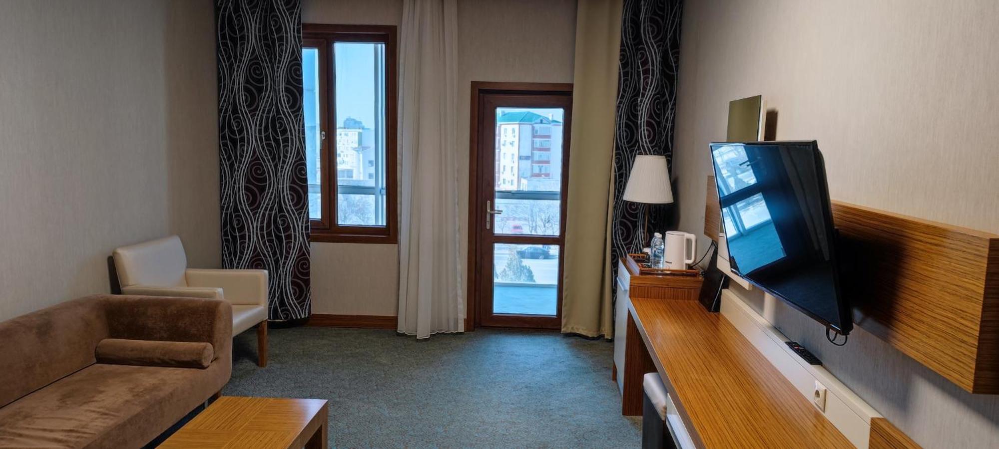Grand Nur Plaza Hotel Aktau  Exteriér fotografie