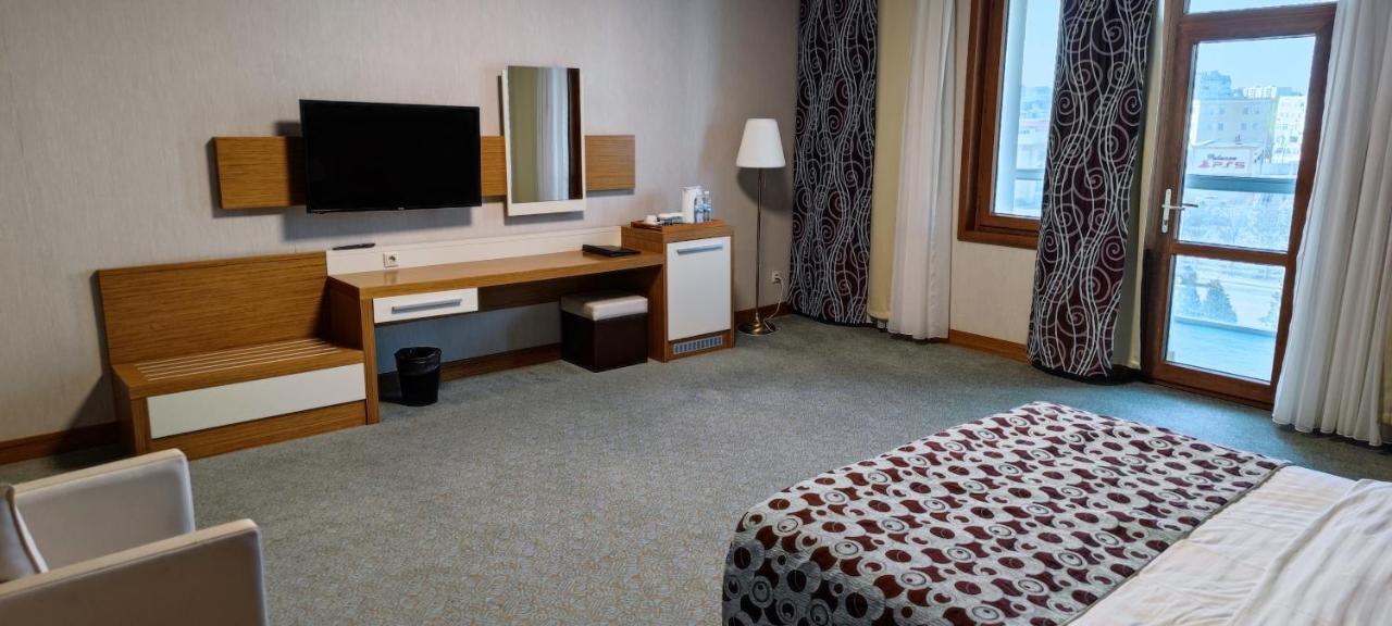 Grand Nur Plaza Hotel Aktau  Exteriér fotografie