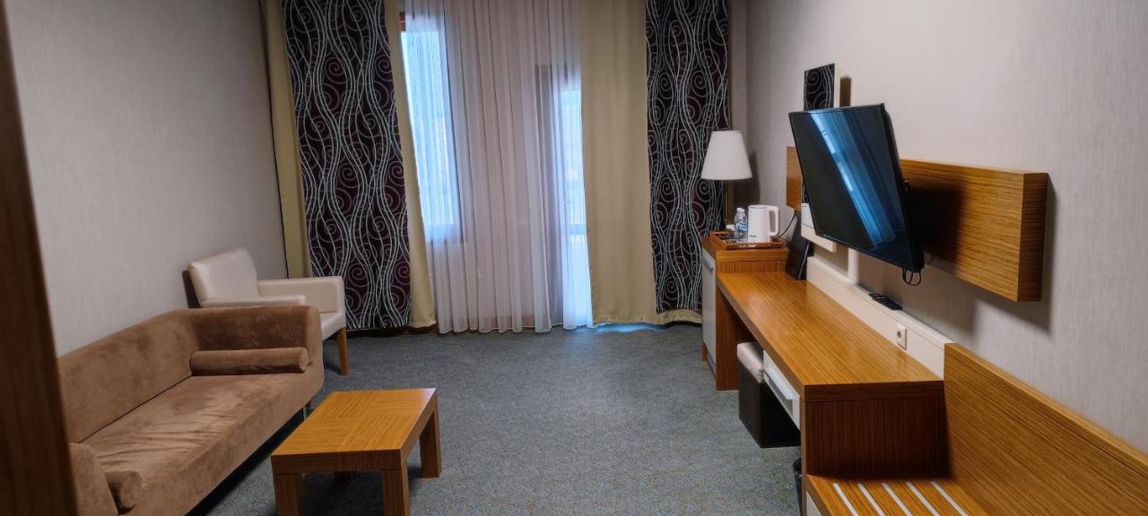 Grand Nur Plaza Hotel Aktau  Exteriér fotografie