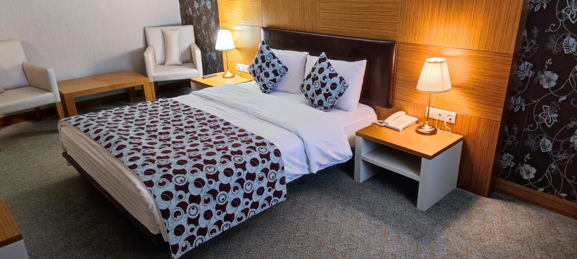 Grand Nur Plaza Hotel Aktau  Exteriér fotografie