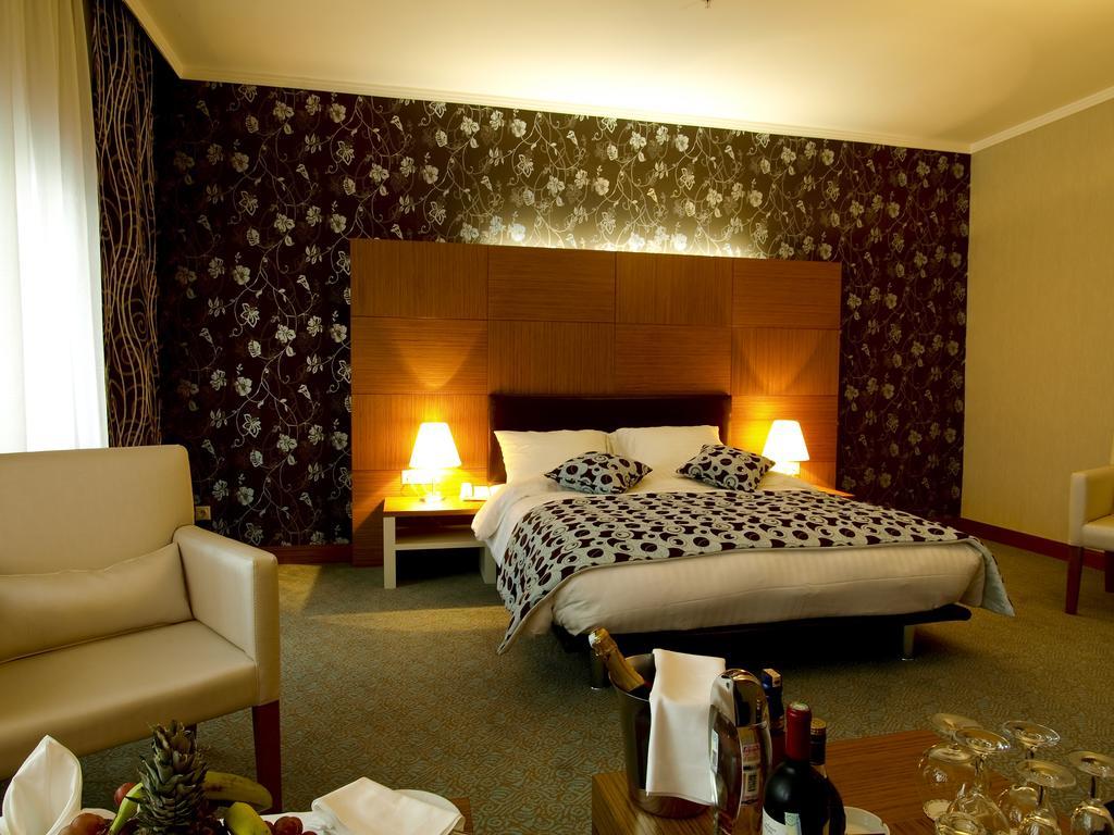 Grand Nur Plaza Hotel Aktau  Exteriér fotografie