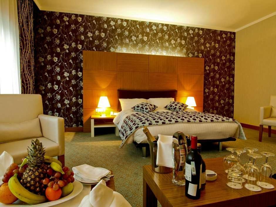 Grand Nur Plaza Hotel Aktau  Exteriér fotografie