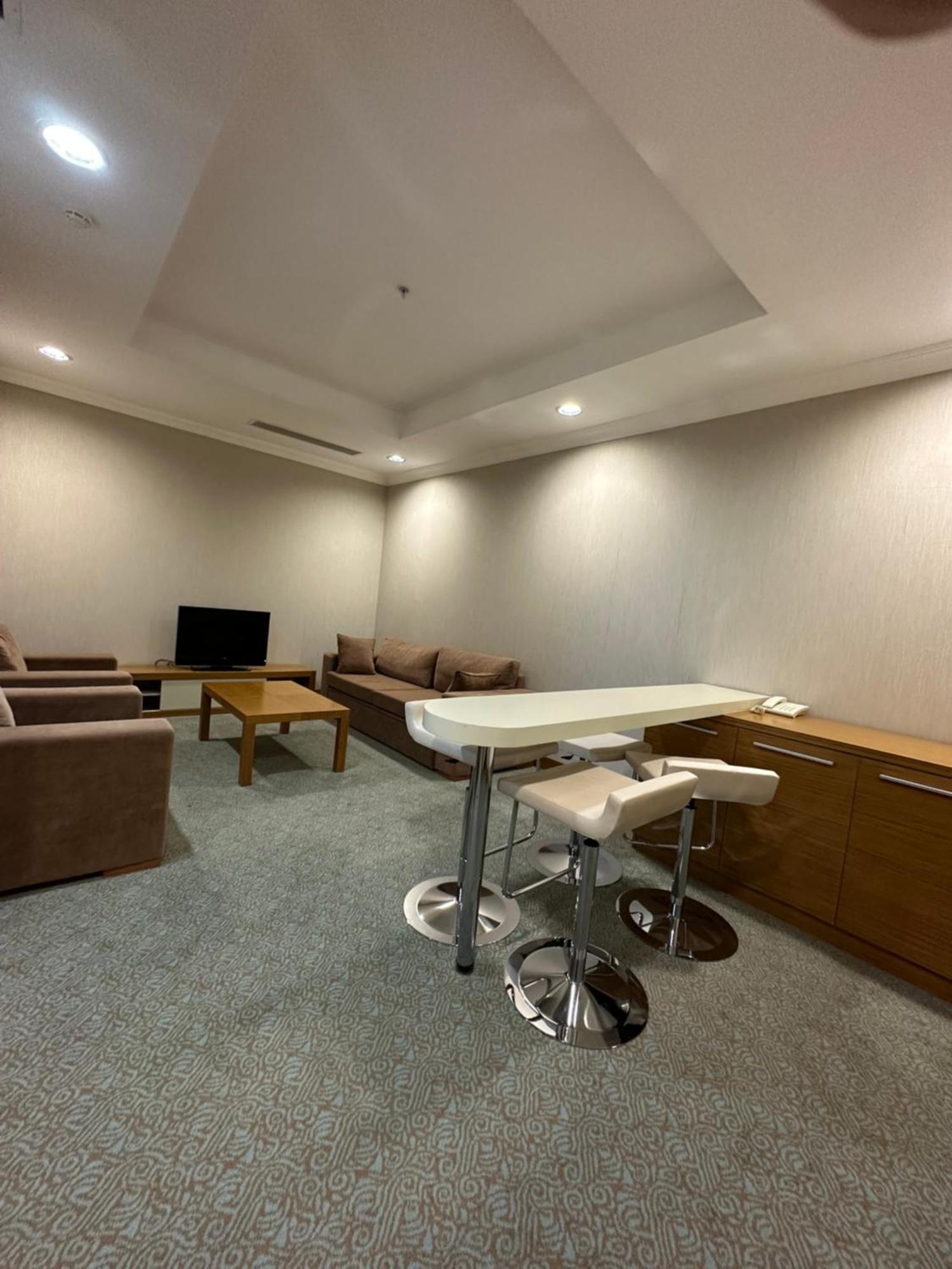 Grand Nur Plaza Hotel Aktau  Exteriér fotografie