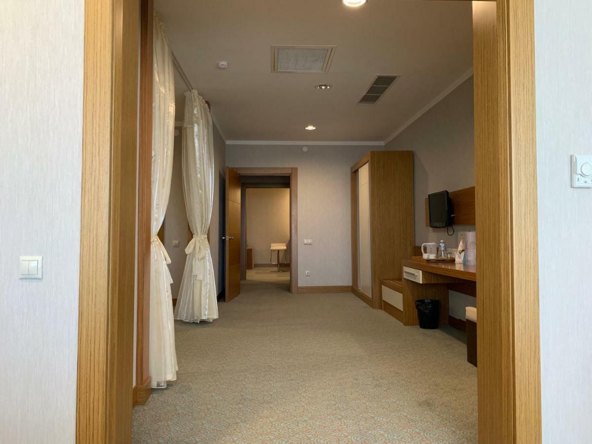Grand Nur Plaza Hotel Aktau  Exteriér fotografie